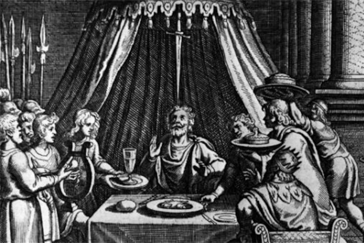 La espada de Damocles es un antiguo término que surgió de un historiador griego hace varios siglos atrás