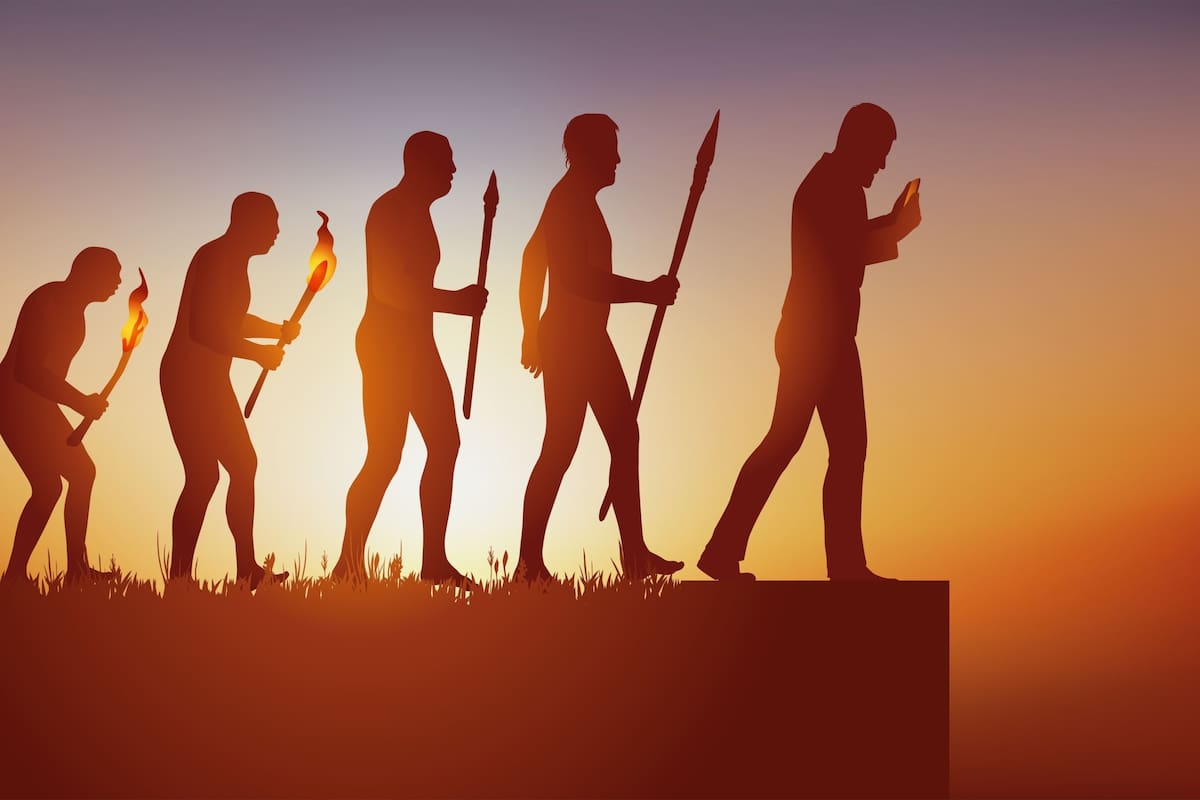 "La especie humana está lejos de desaparecer y que la estupidez sigue expandiéndose", dice Aprile