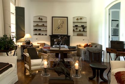 La esposa de Decaux, Pascale, diseñadora de interiores, reinventó la decoración