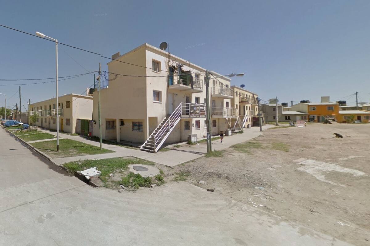 La esquina de Dock Sud donde un policía de la Ciudad fue baleado por asaltantes que le robaron cuando fue a comprar un auto