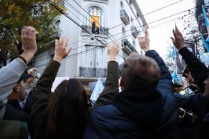 El kirchnerismo marcha a San José 1111 a un año de la condena a Cristina Kirchner