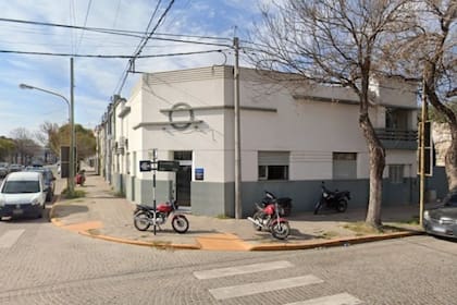 La esquina donde funcionó la inmobiliaria del Grupo Spaggiari, en boulevard Roca y Suipacha, Rafaela