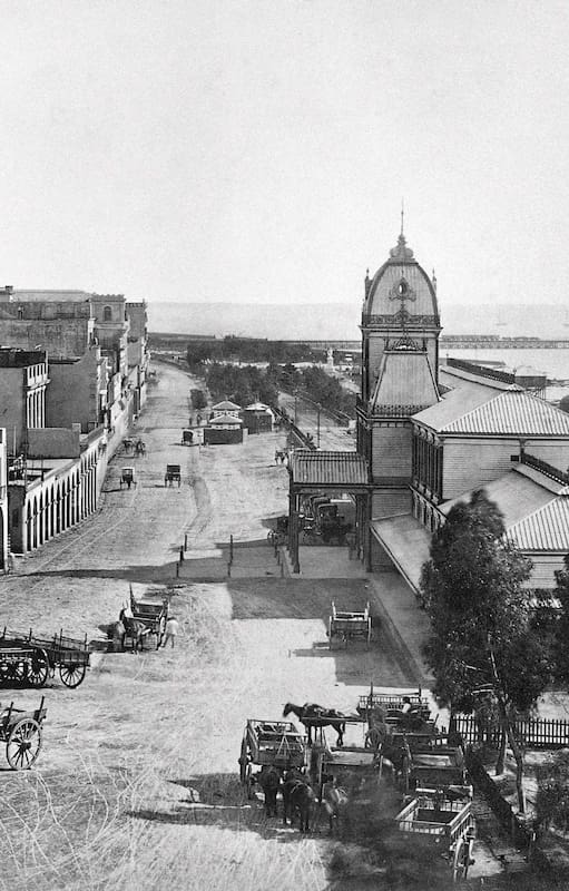 La Estación Central y el Paseo de Julio, ca. 1877.