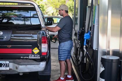 La estación de servicio de YPF de Echeverría y Av. Alcorta ofrecerá un descuento de 5% pagando con la aplicación de YPF por las noches, de 0 a 6 de la mañana