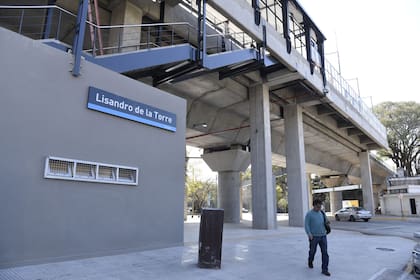 La estación elevada Lisandro de la Torre