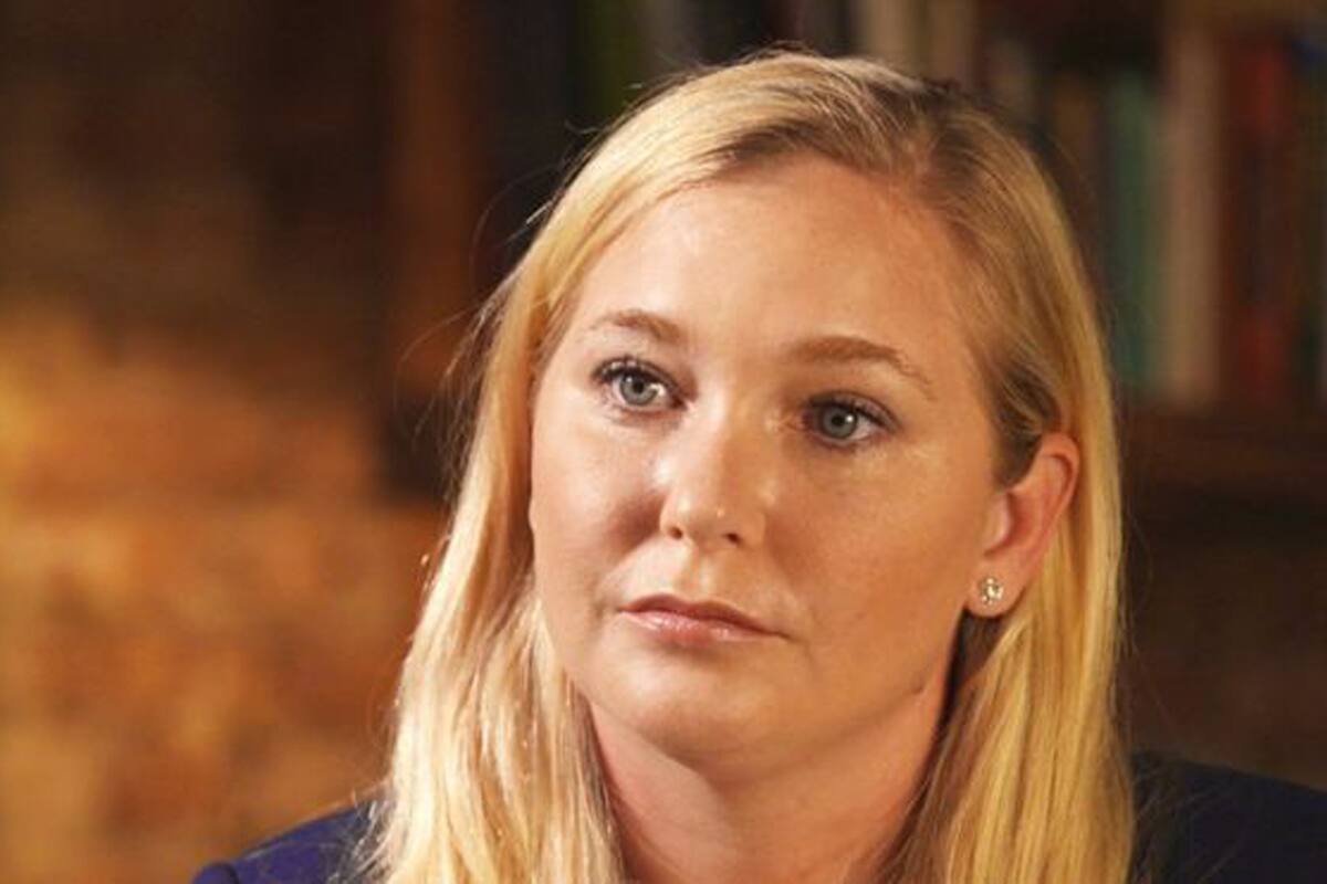 La estadounidense Virginia Giuffre asegura que Jeffrey Epstein la obligó a mantener relaciones sexuales con el príncipe Andrés de Inglaterra cuando ella tenía 17 años