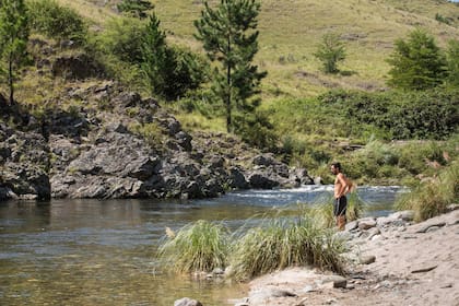La estancia tiene 600 metros de costa sobre el río Tabaquillo.