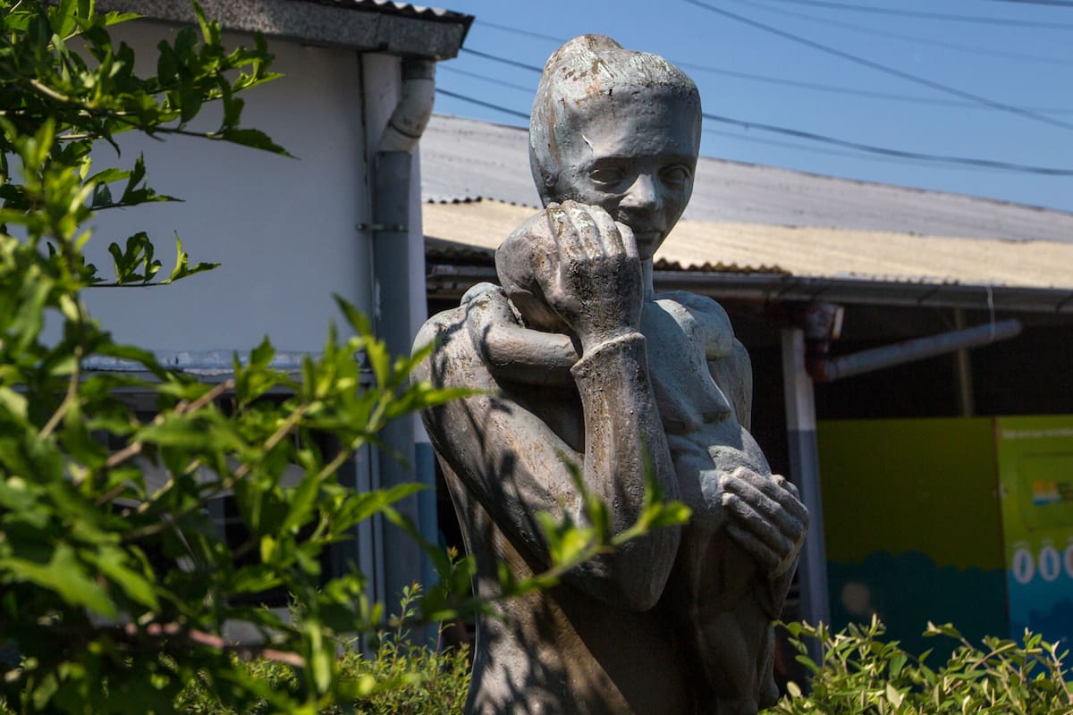 El monumento a la madre, un recuerdo del cementerio del Bajo Flores