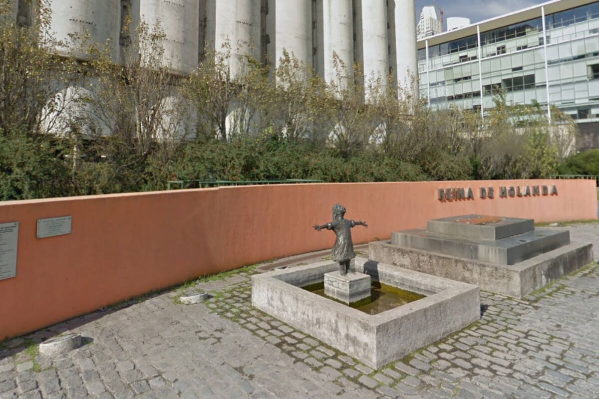 La estatua, como se veía hasta hace pocos días