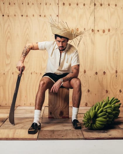 La estética del último álbum de Bad Bunny está inspirada en el estilo de los 70 y en los jíbaros de Puerto Rico