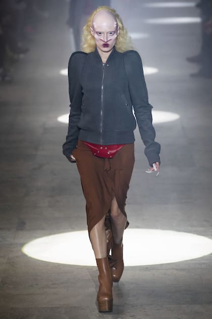 La estética gótico-alienígena del diseñador californiano Rick Owens