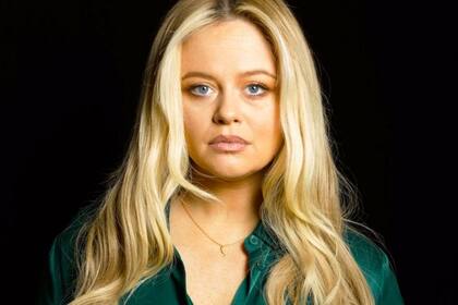 La estrella británica de televisión Emily Atack
