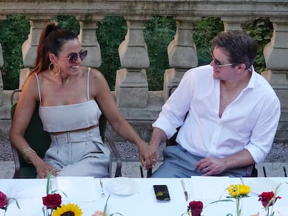 La estrella de Hollywood Matt Damon y su esposa Luciana Barroso en Roma en el 2022