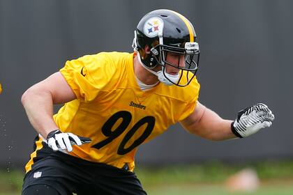 UPDATE!!! Steelers' TJ Watt Reveals Tension-Rounding Frustrations Surrounding Aaron Rodgers: "He Says a Lot of Bad Things to His Teammates". vannguyen