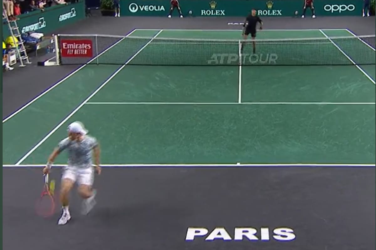 La estupenda devolución de Peque, de espaldas a la red que terminó en punto para el argentino