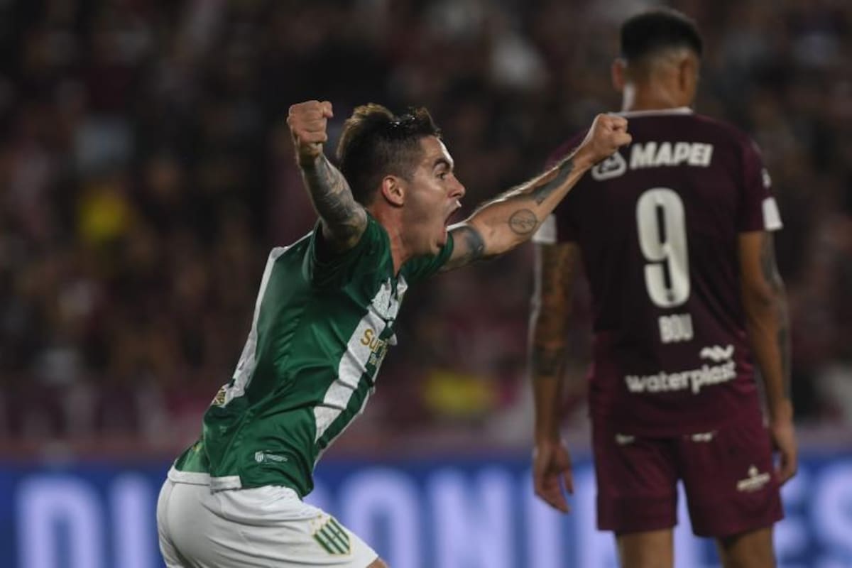 La euforia de Giménez y el lamento de Bou ante el agónico empate de Banfield frente a Lanús
