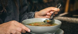 Esto dice la ciencia sobre los horarios de las comidas