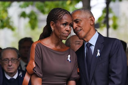 La ex primera dama Michelle Obama y el expresidente Barack Obama, en los últimos actos por el 11 de Septiembre en Nueva York.