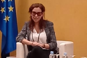 Una exdiputada española quedó ciega a los 5 años por mirar un eclipse