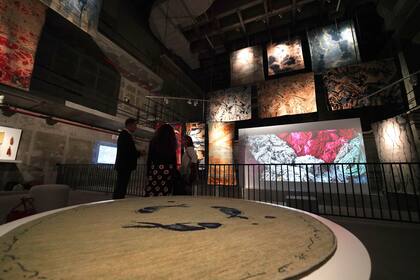 La exhibición Weaving Poems, en Design Doha