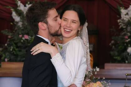 La exitosa ficción de eltrece concluyó con doble boda y promesa de segunda temporada