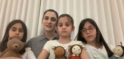 La exjequesa junto a sus hijas
