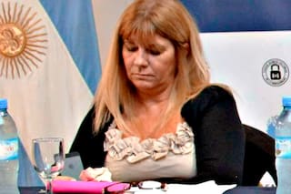 Condenaron a una exjueza que pedía ir a “buscar panzas” para “vender” a los bebés en adopción