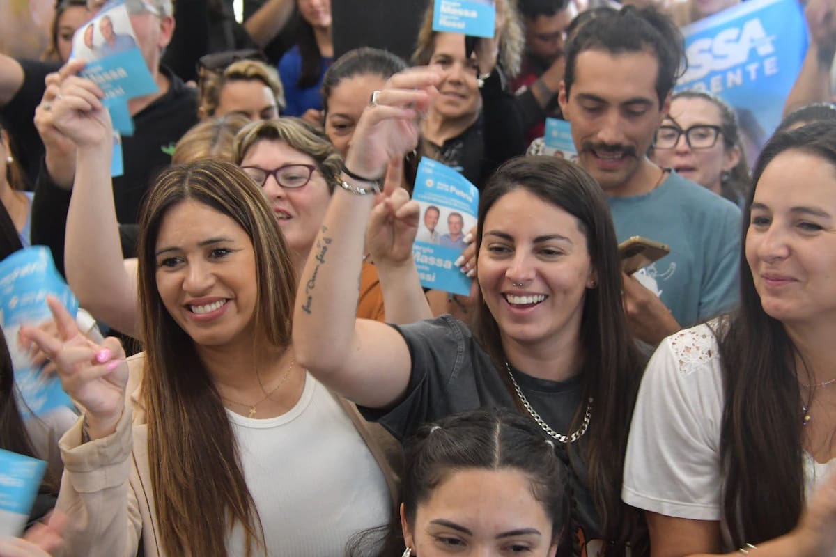 La exministra de las Mujeres, Ayelén Mazzina