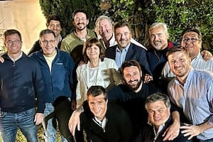 La exministra de Seguridad se mostró con el jefe de bloque de Pro y agitó el tablero de Pro en Buenos Aires