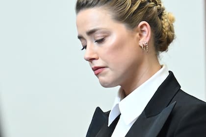 Amber Heard contará con el testimonio de su hermana, Whitney Henriquez y de una expareja de Johnny Depp, la actriz Ellen Barkin