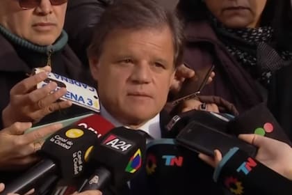 La expareja de Pérez Volpin habló con los medios a la salida de los tribunales