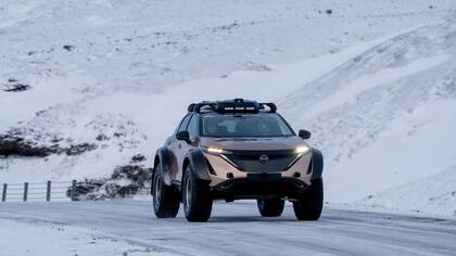 La expedición comienza en el Polo Norte y culminará con la llegada de los pilotos en el Polo Sur