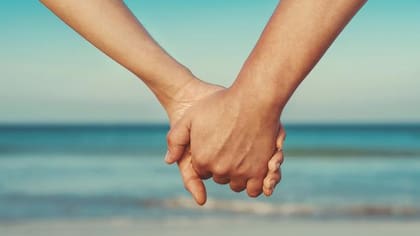 La experta dice que sería fantástico si se pudiese iniciar una relación entregando “instrucciones de funcionamiento” a la otra persona