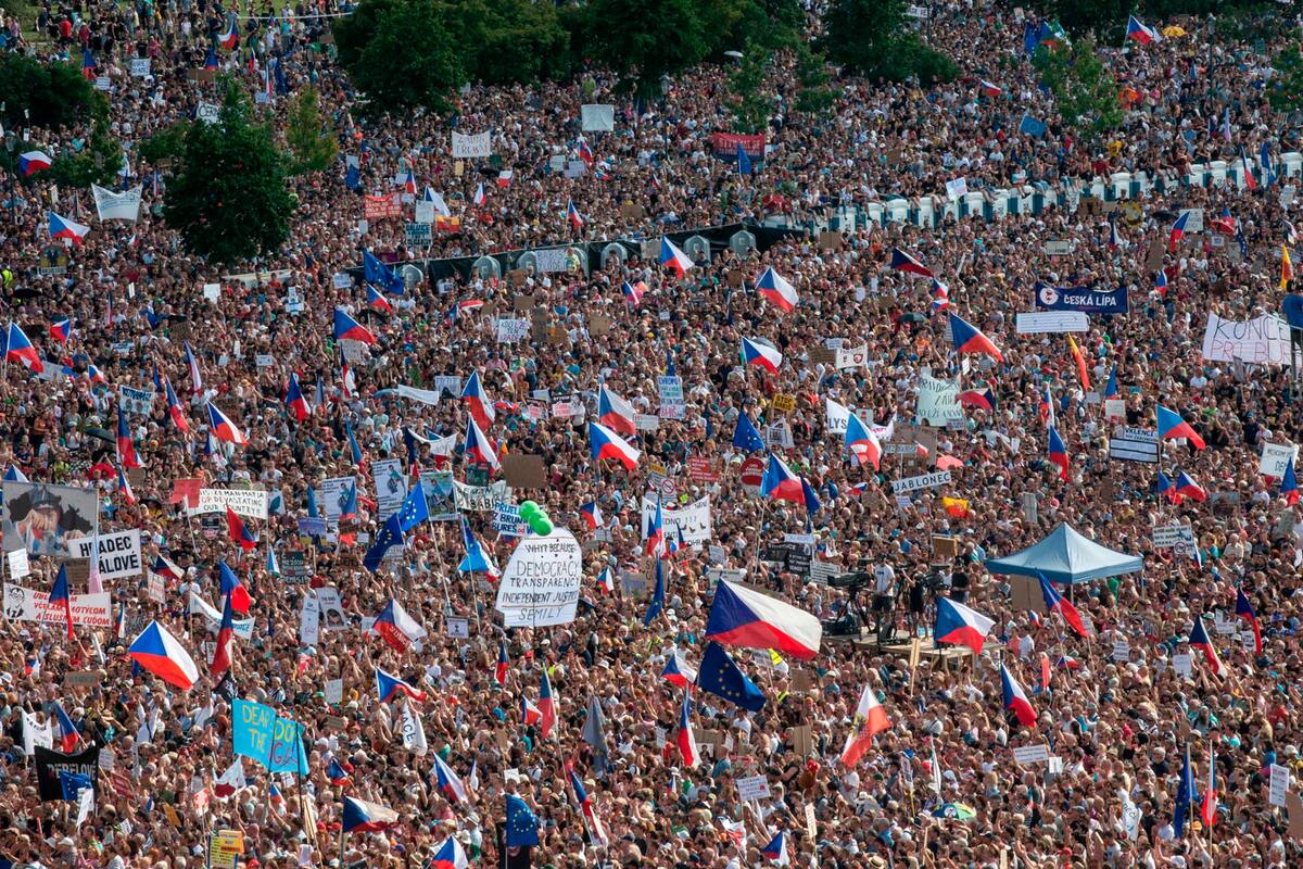 La explanada de Letna, ayer, simbólico lugar donde se inició la Revolución de Terciopelo