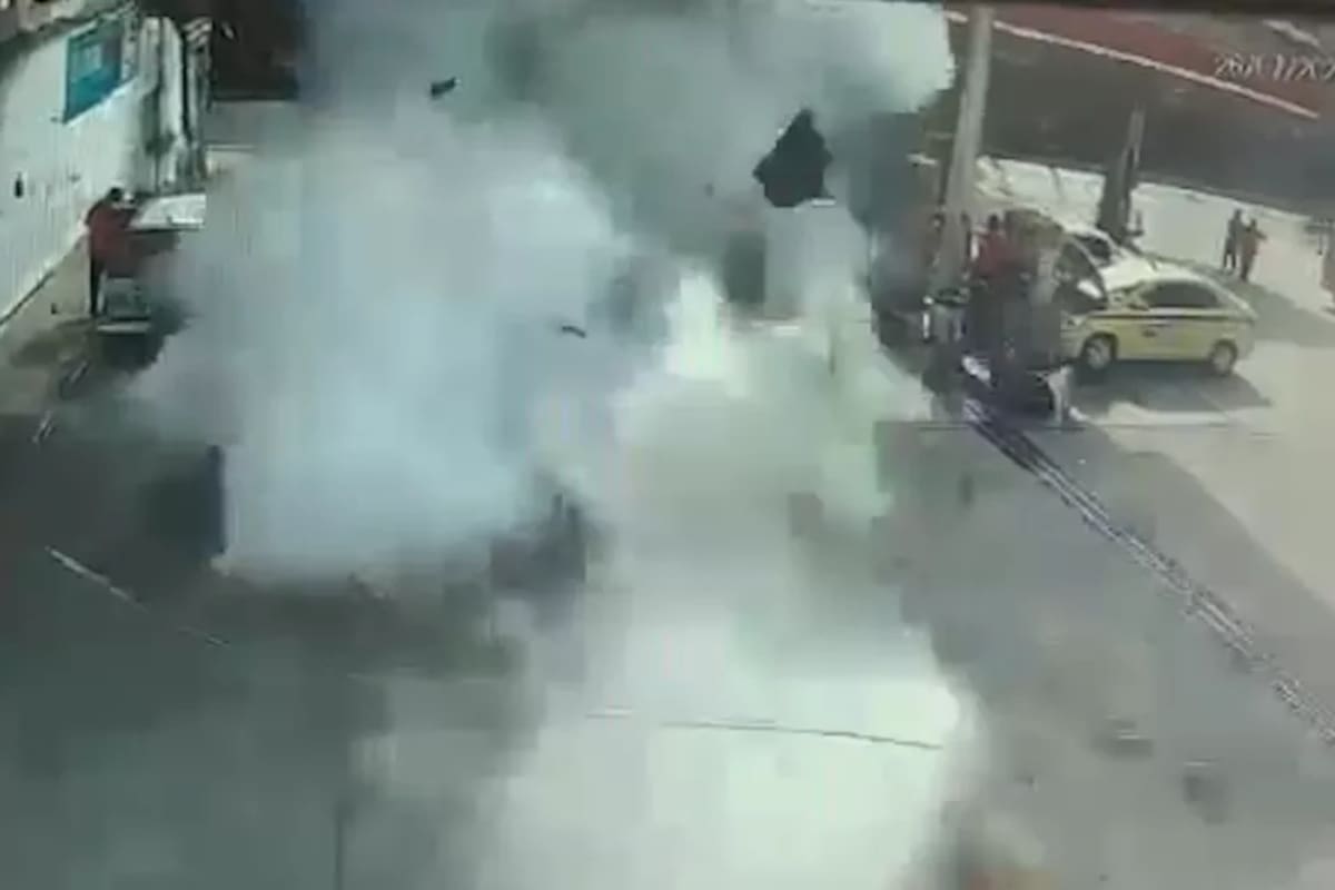 La explosión del tanque de gas ocurrió cuando el hombre abrió el baúl