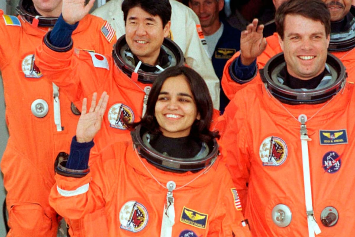 La explosión del transbordador Columbia provocó la muerte de siete astronautas, entre ellos una mujer nacida en la India y nacionalizada estadounidense llamada Kalpana Chawla