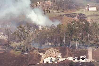 La explosión en la Fábrica Militar de Río Tercero dejó siete muertos y 300 heridos, además de graves destrozos materiales.