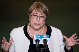 Bachelet admite que su candidatura a la ONU quedó casi sin chances y crece la presión para que se retire