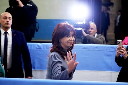 La expresidenta Cristina Kirchner publicó un documento que generó repercusiones