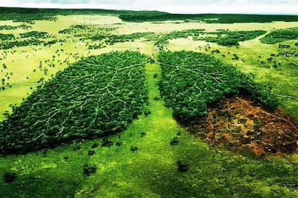 La extracción de materiales deja profundas huellas en la tierra