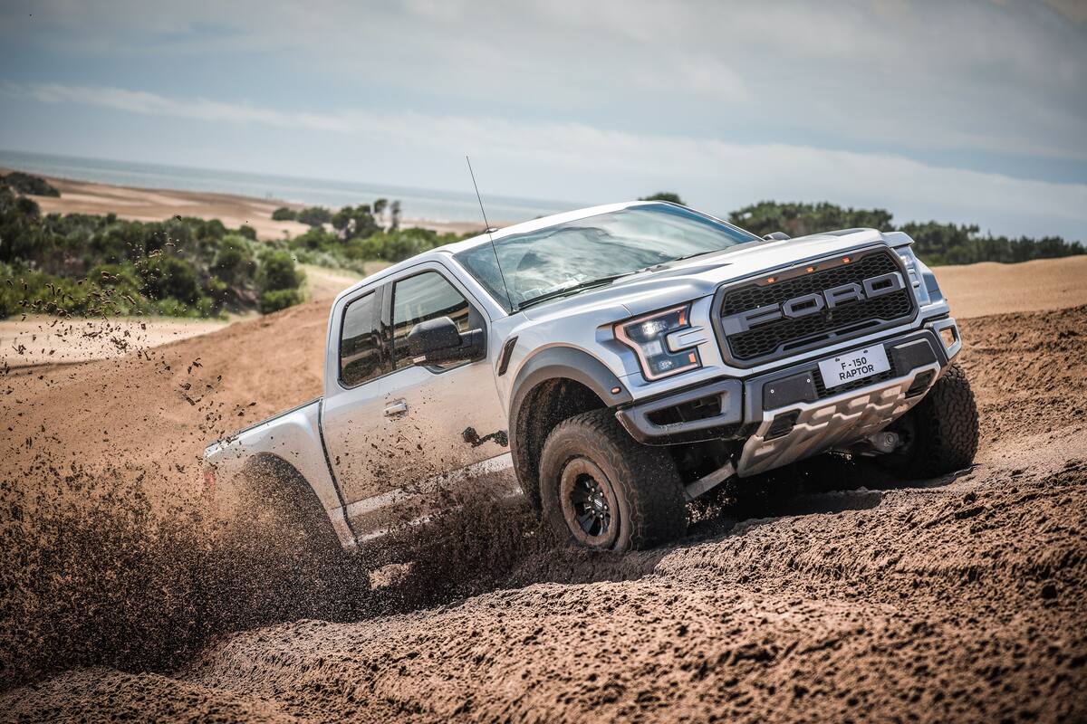 La F-150 Raptor acaparó todas las miradas en Pinamar.