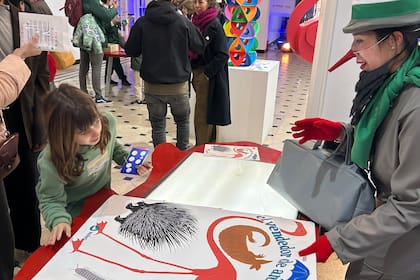 "La fábrica de cosas imaginarias", en Plataforma Lavardén, de Rosario