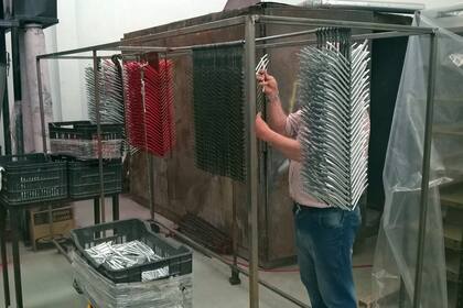 La fábrica, en plena producción