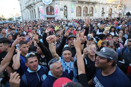 La facción de la Uocra que responde al Pata Medina reclamó Justicia en un acto en  Ensenada