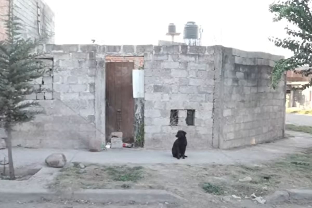 La fachada de la "casa del horror", el lugar donde vivía el presunto asesino serial de Jujuy