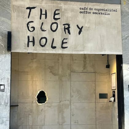 La fachada de The Glory Hole