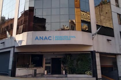 La fachada del edificio de la ANAC ubicado en Balcarce 290