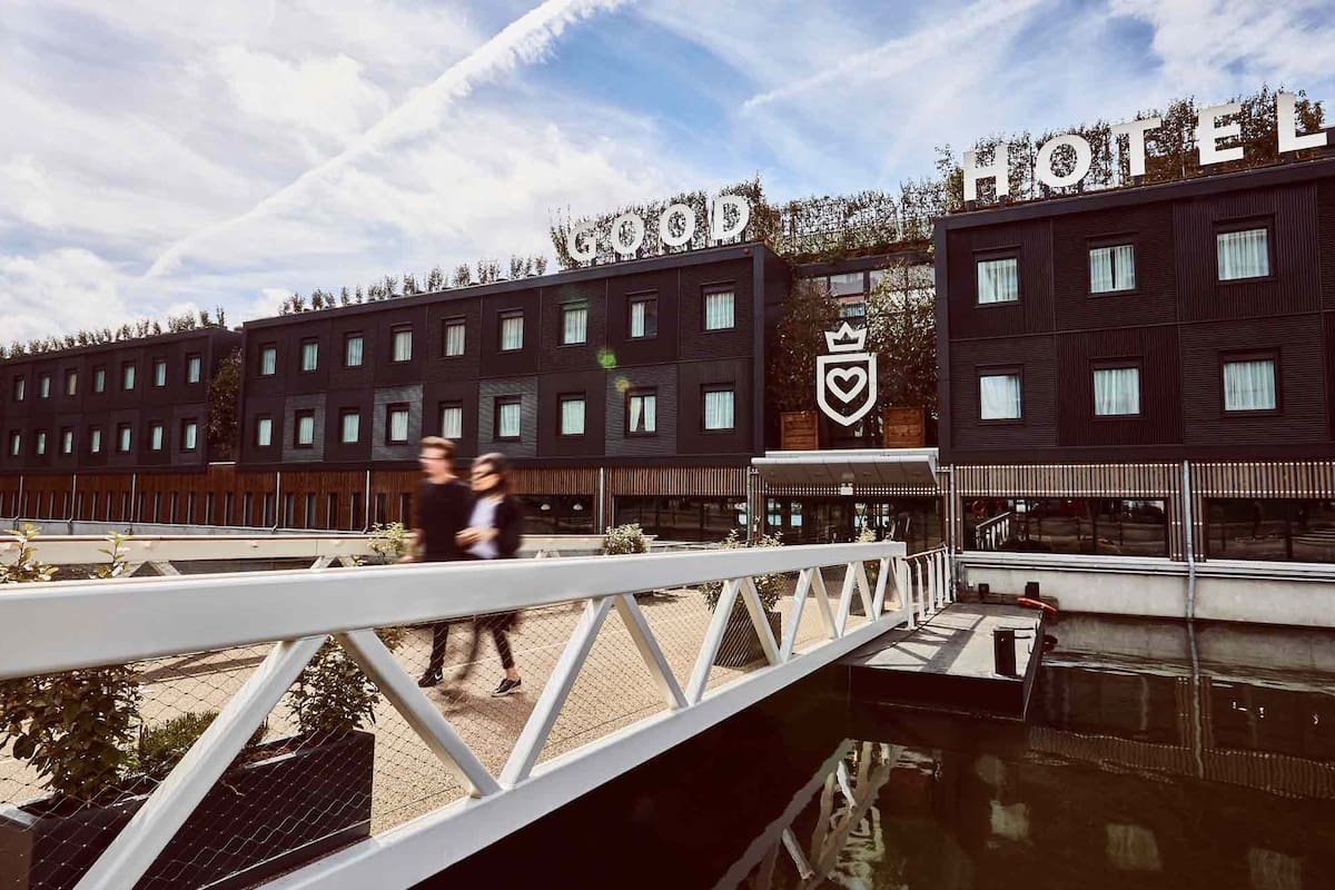 La fachada del Good hotel.