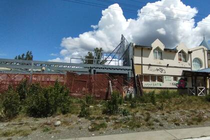 La fachada del hotel La Aldea, en El Chaltén, adquirido en 2009 por la sociedad Los Sauces, de la familia Kirchner