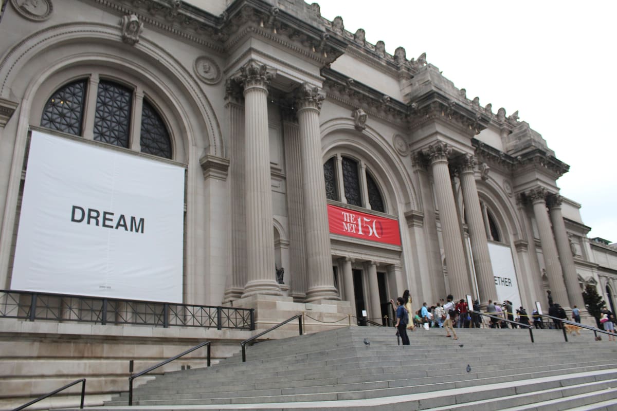 La fachada del Met, en el día de su reapertura